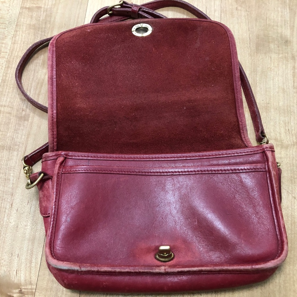 Coach Red Vintage Pocket Purse D2P-9755